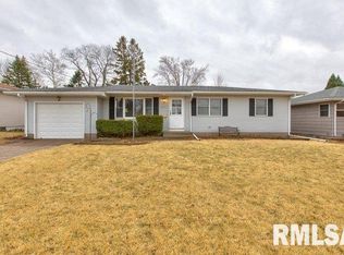 3149 W 3rd St, Davenport, IA 52804