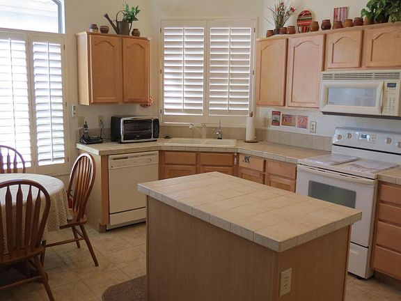 5th image of 63699 E Hideaway Ln