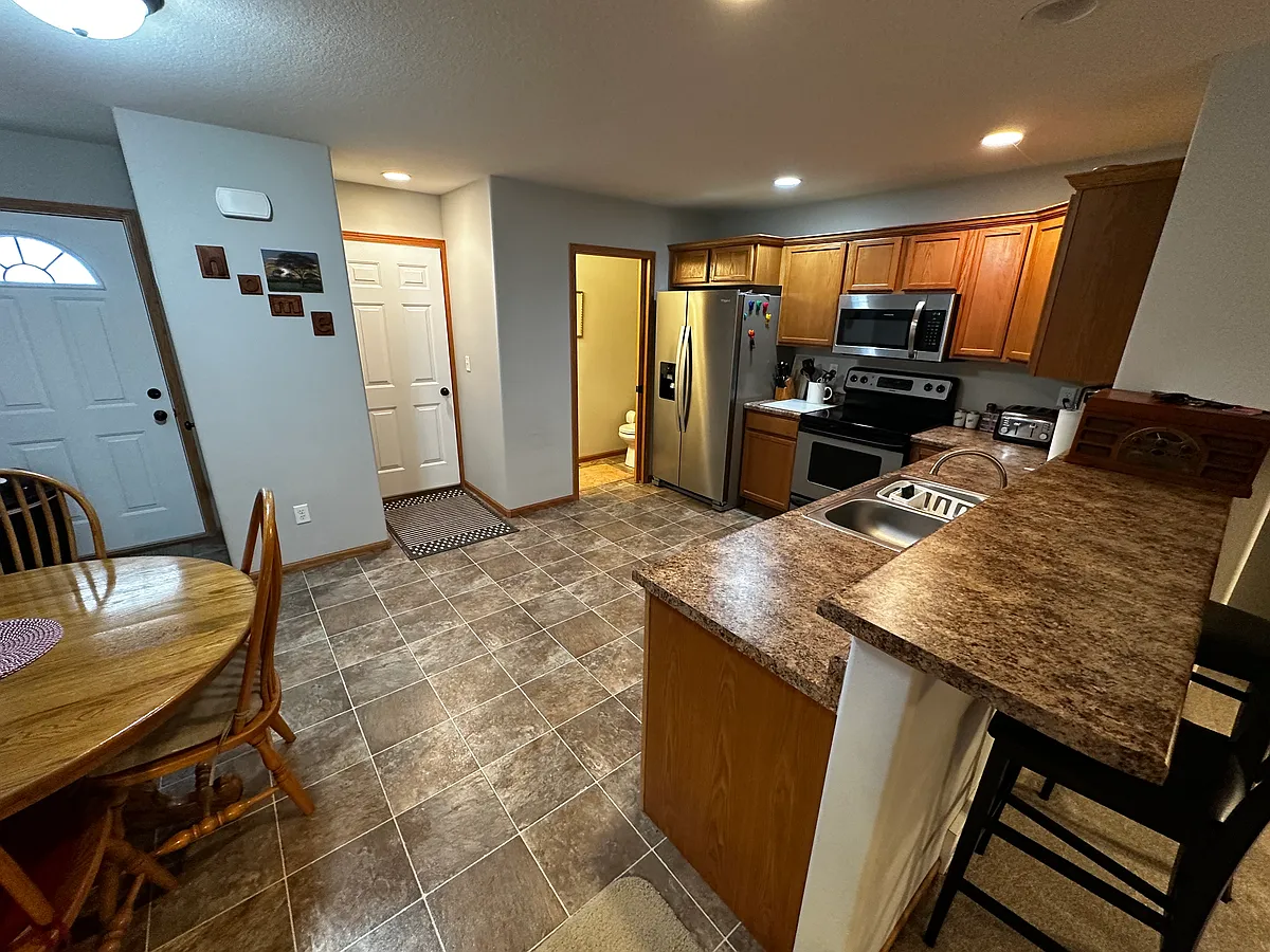 Building Photo - 140 War Admiral Ln