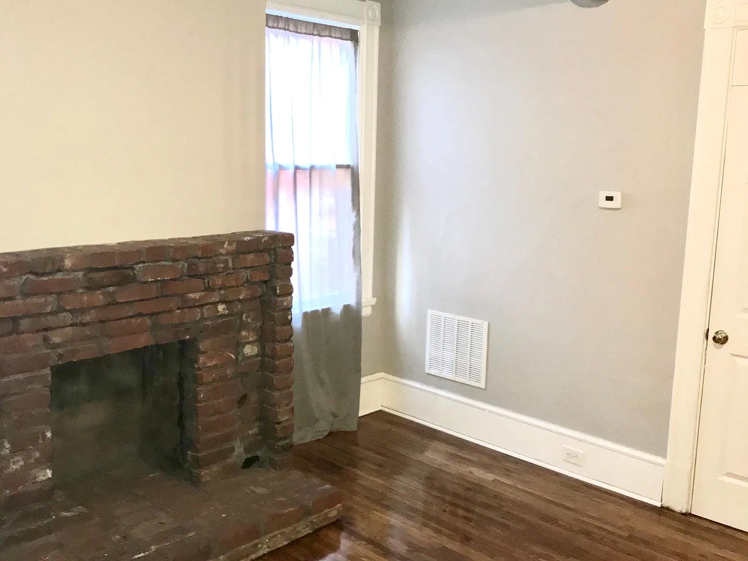114 W Swissvale Ave — Photo 3