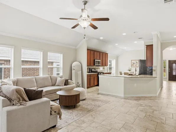 803 Cardenas Ln, Austin, TX 78748