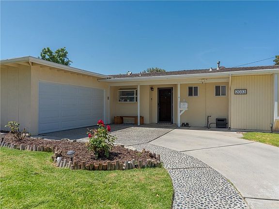 3rd image of 2033 Kristi Ln