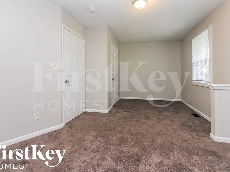 10207 Catalina Dr — Photo 10