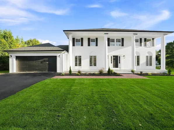 7 Viking Rd, Winchester, MA 01890