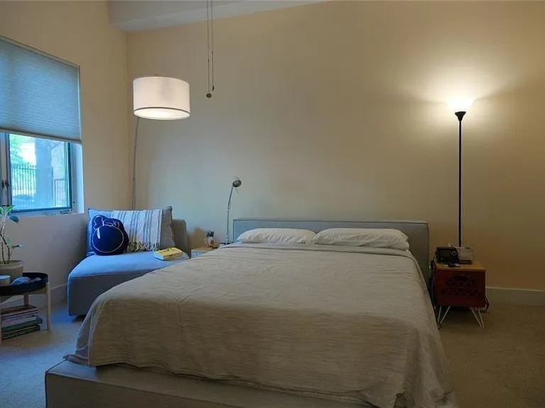 15 Waddell St NE #104 — Photo 7
