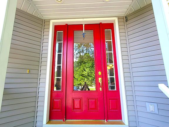 3rd image of 5913 Village Dr