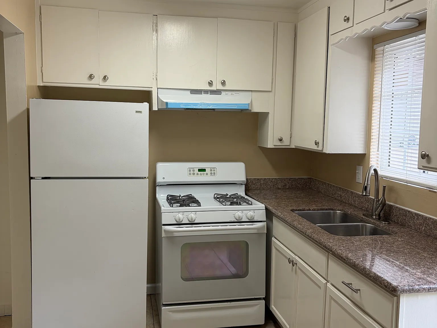 2 bed, 780 sqft, $1,625 — Photo 4
