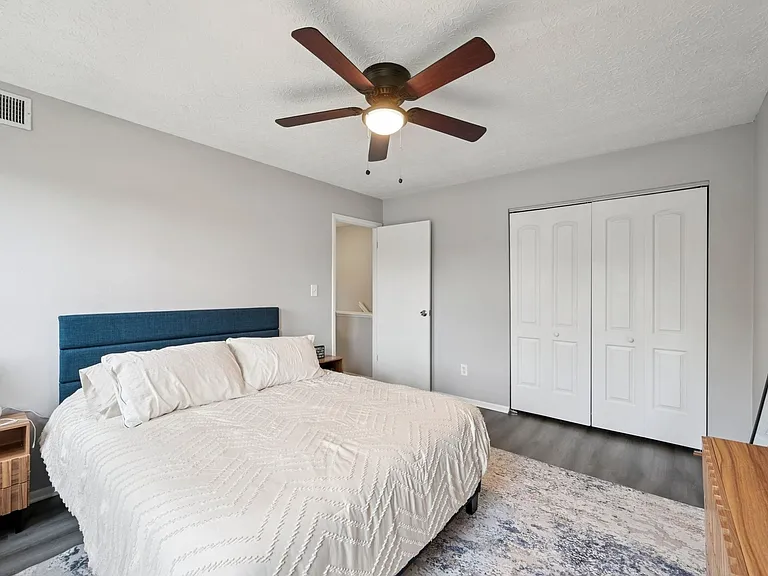 Park Place Apartments — Photo 21