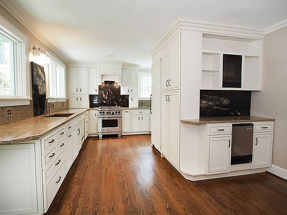 Gourmet Kitchen