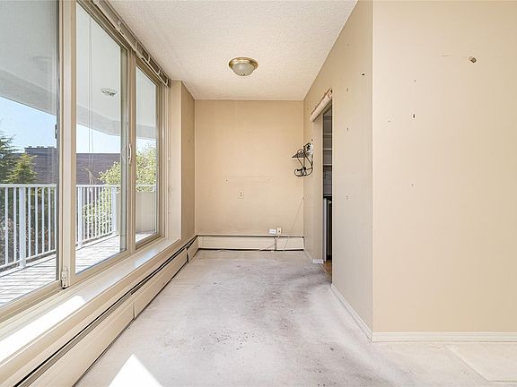 5th image of 1148 Goodwin St #507
