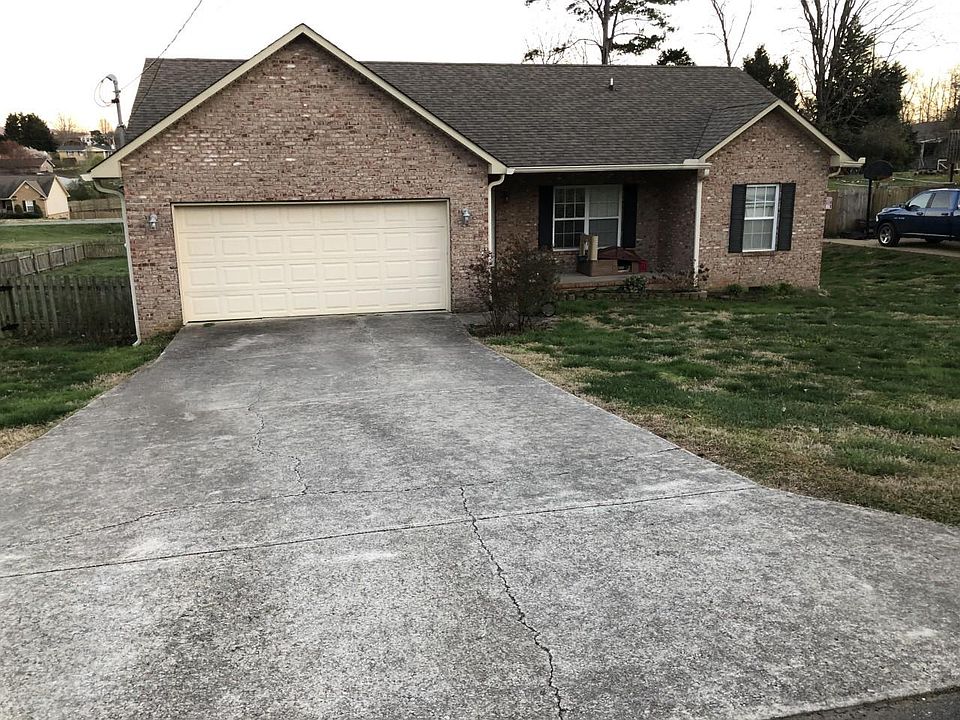 1st image of 427 Overlook Dr
