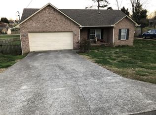 427 Overlook Dr, Seymour, TN 37865