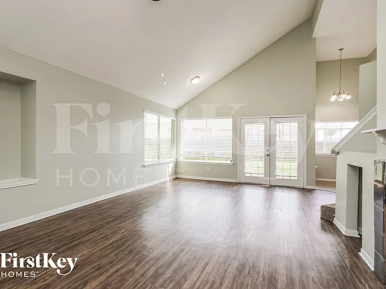 2503 Silver Trumpet Dr — Photo 3