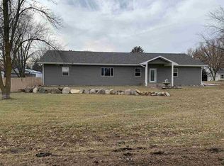 303 S Hall St, Pierce, NE 68767