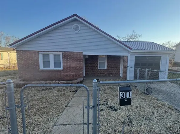 311 Mill St, Park Hills, MO 63601