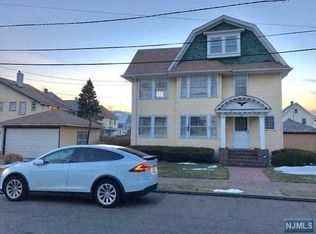 362-364 E 34th St, Paterson, NJ 07504