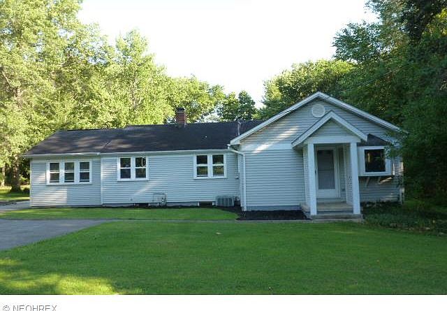 1st image of 2943 Denver Dr