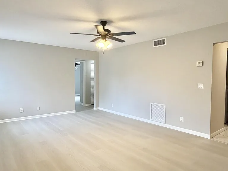 4988 Sable Pine Cir #C2 — Photo 6