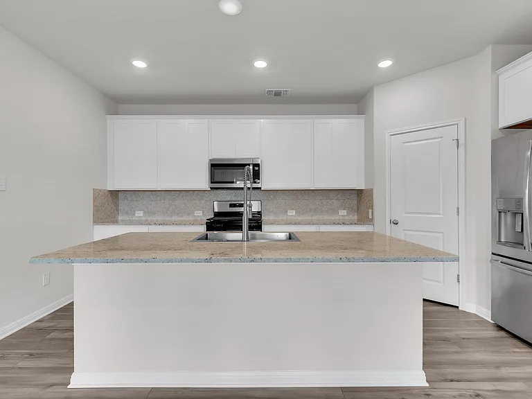 104 Javans Nest — Photo 6