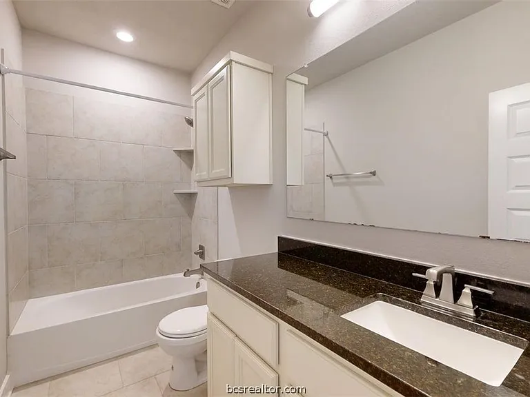 3901 Ws Phillips Pkwy — Photo 31