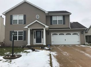 3923 Rockdale Dr, Champaign, IL 61822