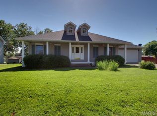 111 Westview St, Palmyra, MO 63461