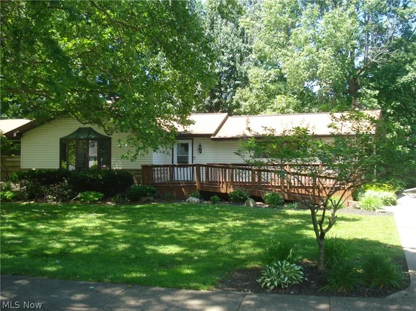7342 Hopkins Rd, Mentor, OH 44060