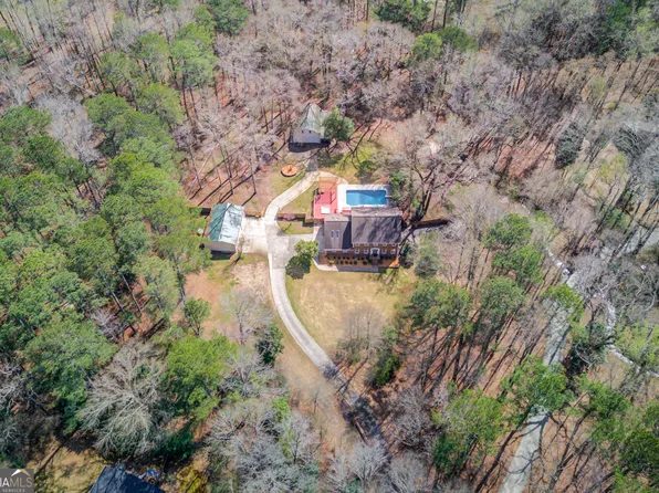 3346 Hidden Forest Dr, Snellville, GA 30078