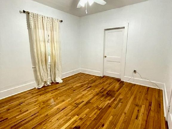 5th image of 367 Bellewood Dr
