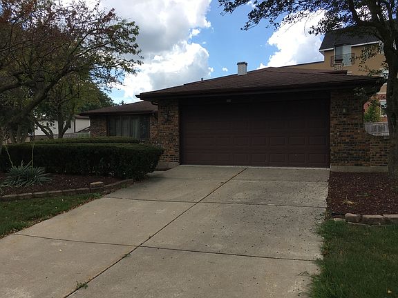 2nd image of 1220 Bay Ct