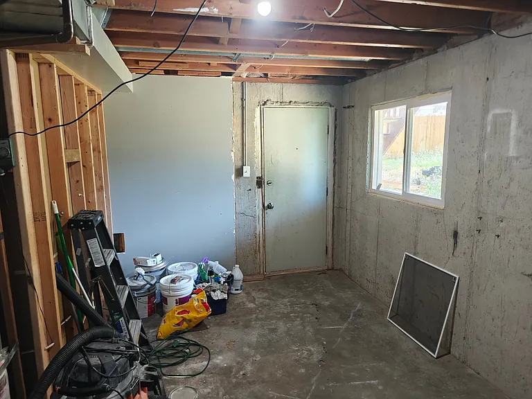 3718 S 8200 W — Photo 16