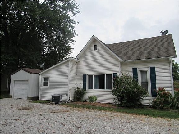 2nd image of 206 West St