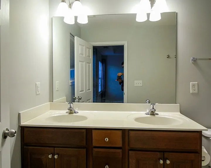 264 W Bland St — Photo 10