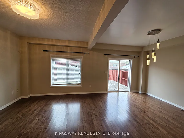 28 Tidemore Hts — Photo 9