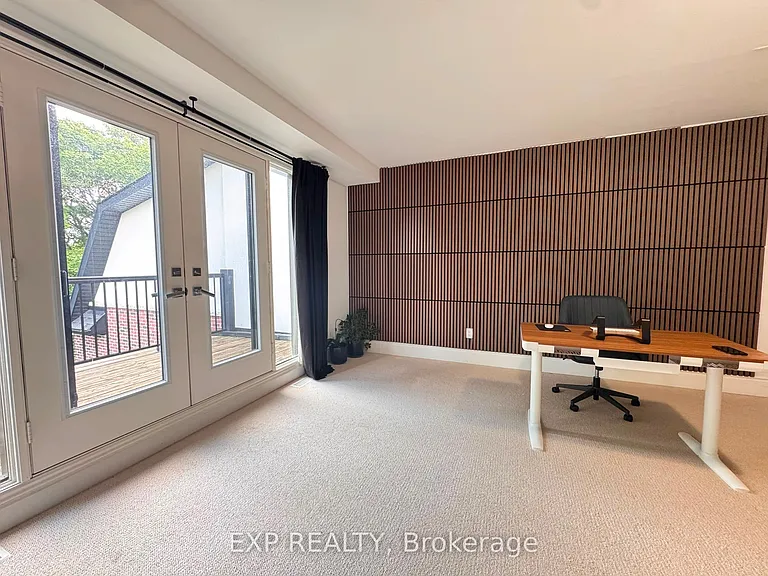 99 Hunt Ave — Photo 8
