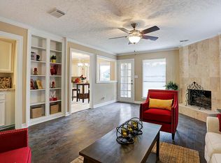 11731 Park Creek Dr, Houston, TX 77070