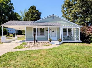 239 Hylton St, Mount Airy, NC 27030