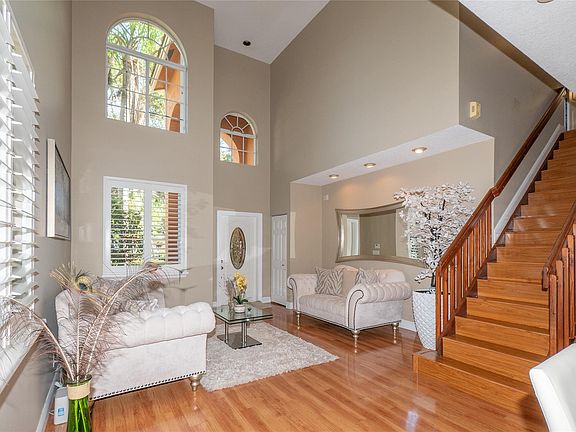 3rd image of 5103 Heron Court