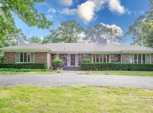 675 Woodlea Rd, Kankakee, IL 60901