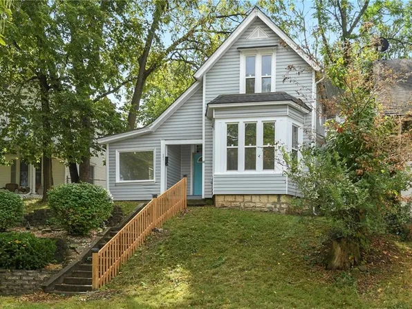 621 Walnut St, Leavenworth, KS 66048