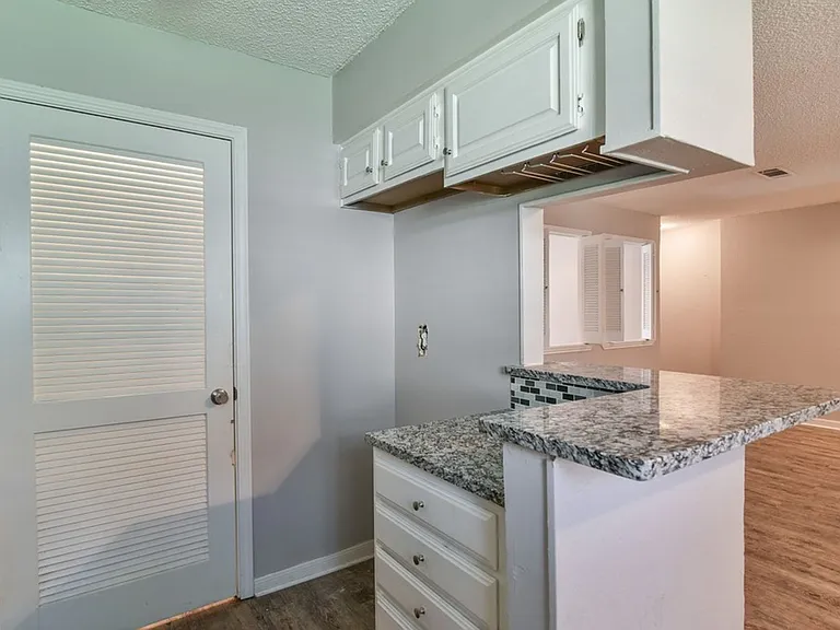 1906 Emerald Pl #1214 — Photo 14
