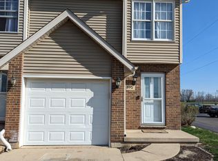 592 S Peace Rd, Sycamore, IL 60178