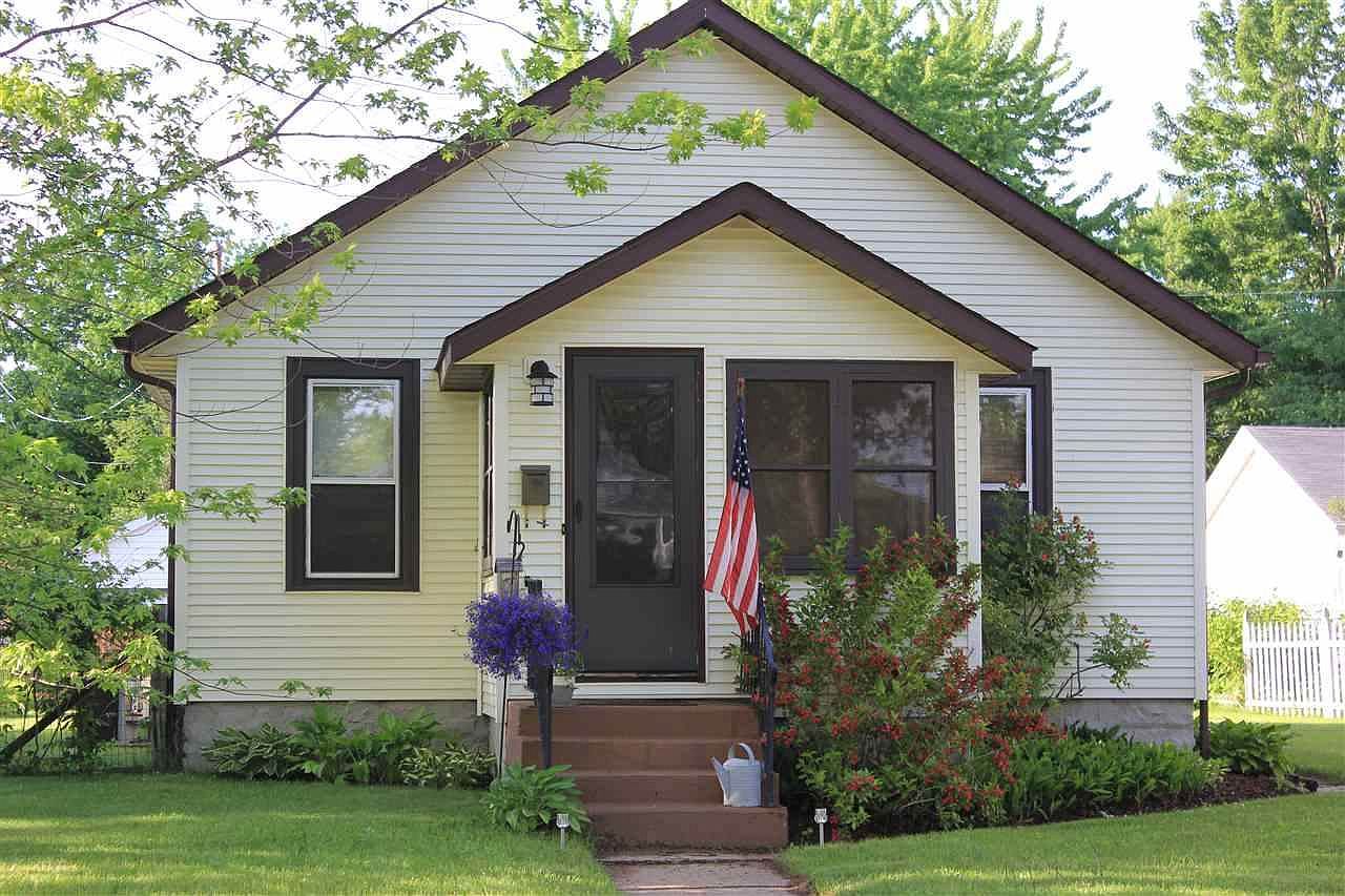 140 Adams Ave, Port Edwards, WI 54469 Zillow