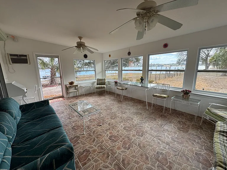 624 N Crooked Lake Dr — Photo 9