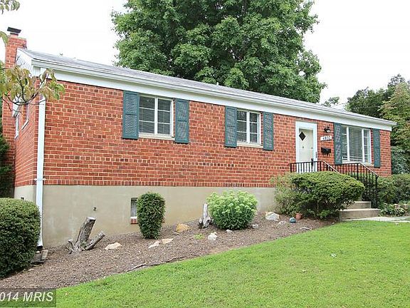 2nd image of 4803 Wilwyn Way