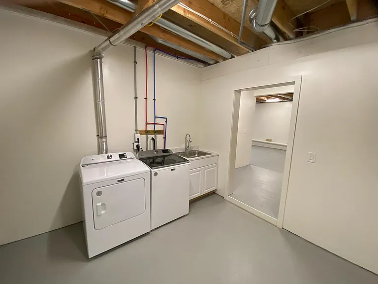 1601 E Shore Dr #B — Photo 12