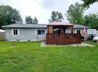 122 E Warden St, Russells Pt, OH 43348