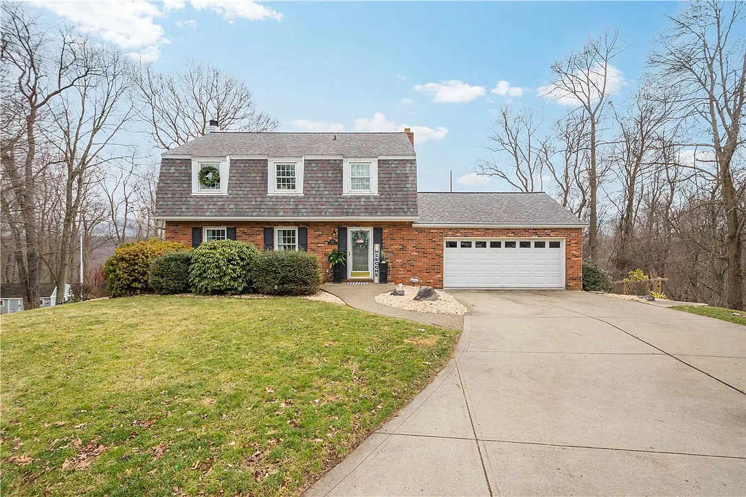 1012 Reynard Dr photo 1