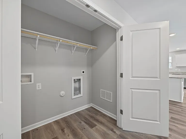 4500 Sandstone Dr — Photo 29