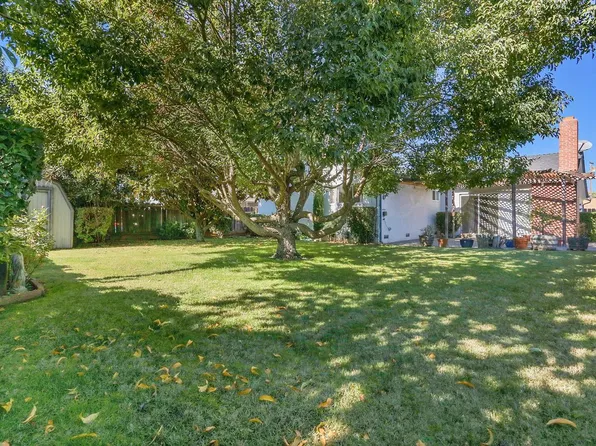 1444 Vista Dr, Lodi, CA 95242